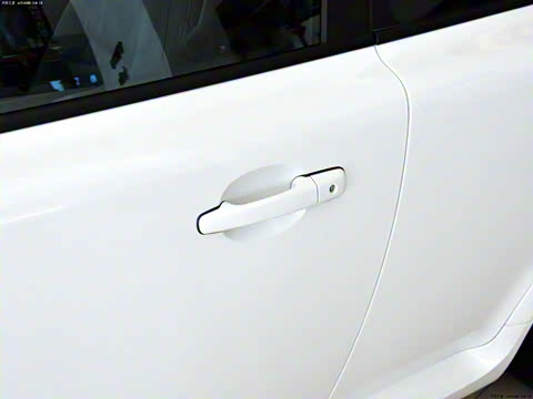 2011�� 2.0 R-Design