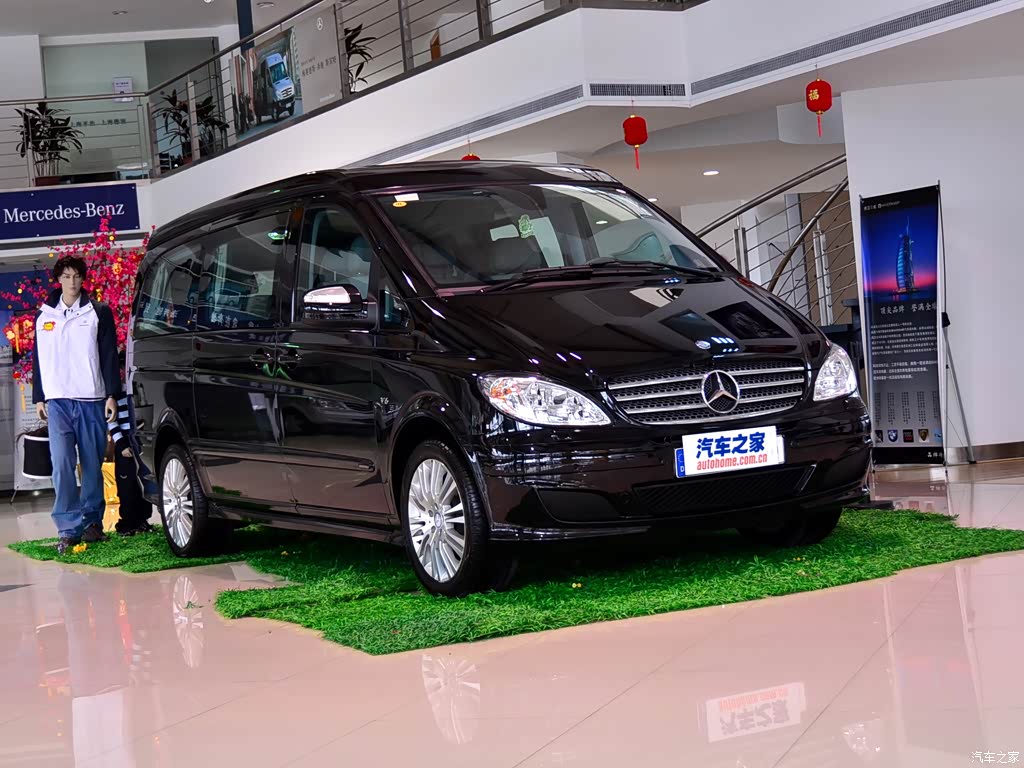 奔驰(进口) 唯雅诺(进口) 2011款 3.2l 马可波罗