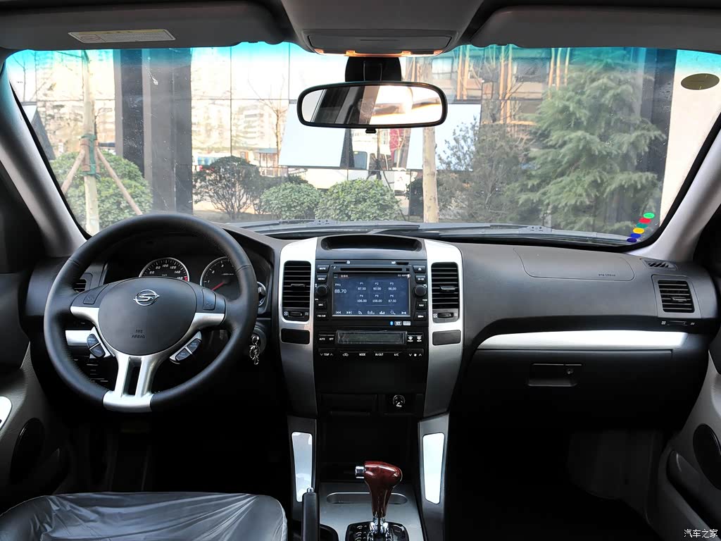 双环汽车 双环sceo 2011款 2.4l 自动两驱超豪华型
