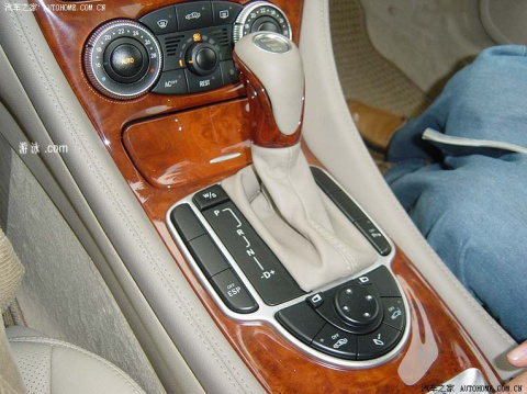 2004 SL 350