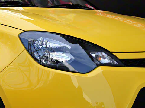 2011�� 1.5L �ֶ���Ӣ��