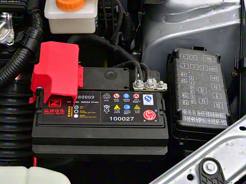 2011�� 1.3L �ֶ���Ӣ��