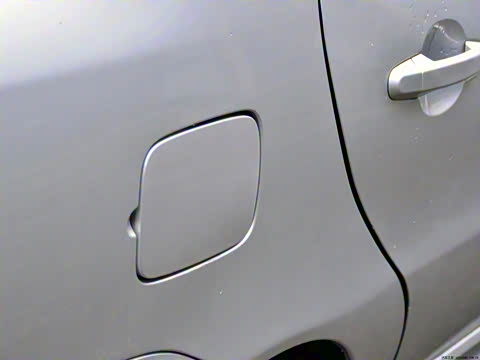 2011�� 1.3L �ֶ���Ӣ��