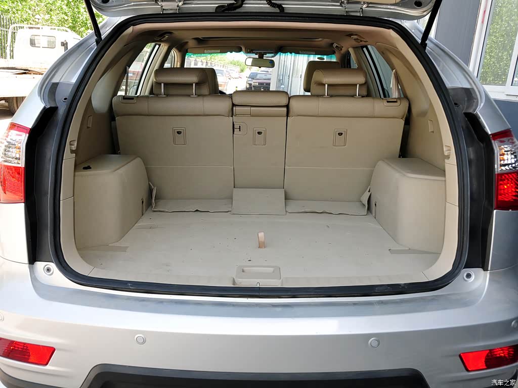 比亚迪 比亚迪s6 2011款 2.4l 自动尊享型