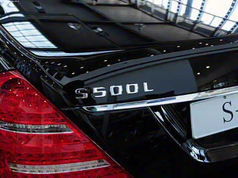 2011�� S 500 L CGI 4MATIC