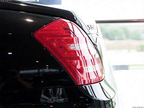 2011�� S 350 L CGI