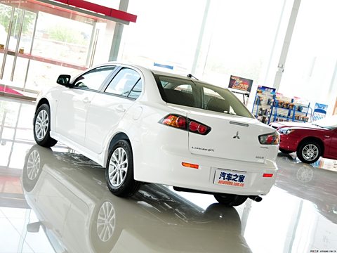 2011 Ű 2.0L ֶ