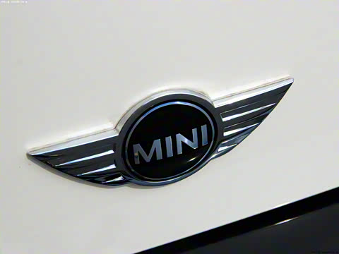 2011�� 1.6L COOPER Hampton