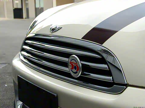 2011�� 1.6L COOPER Hampton